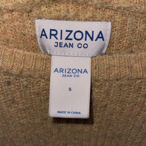 Sweater - Picture 2 of 2